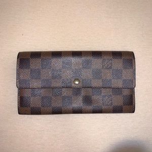 Louis Vuitton Sarah Wallet
